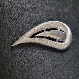Signed M JENT Textured Swirl Silver Tone Vintage Brooch Pin Vintage Jewelry 3"
